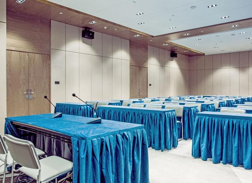Conference room Photo
