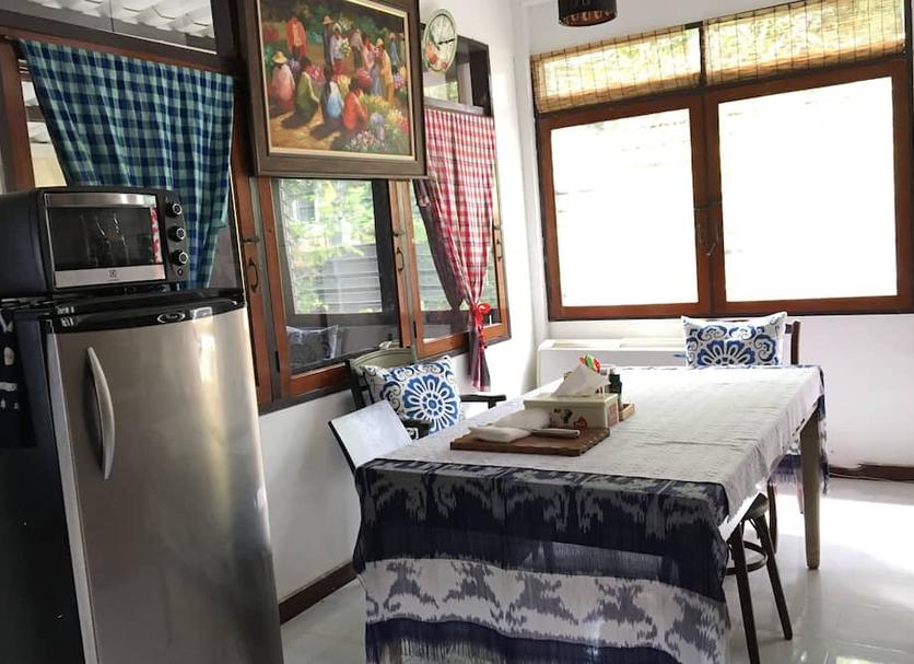 Dining room Photo