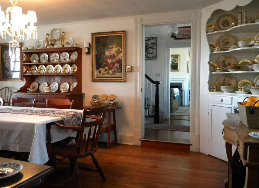 Dining room Photo