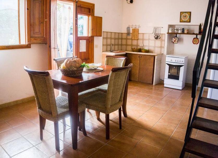 Dining room Photo