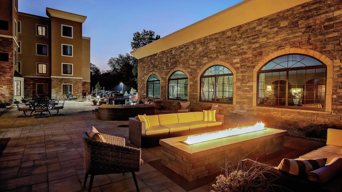 Staybridge Suites Holland