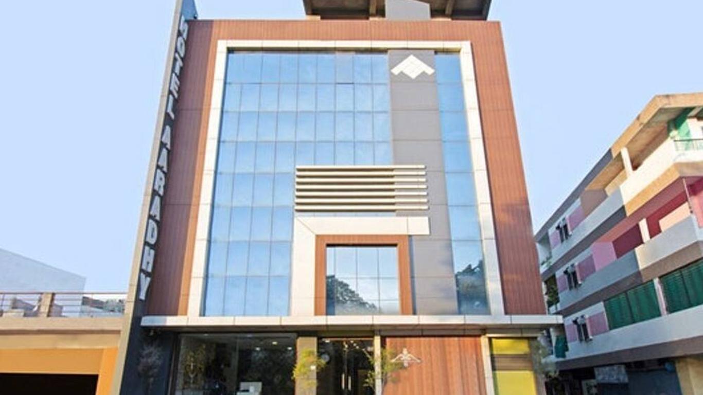 OYO 15676 Hotel Aaradhy
