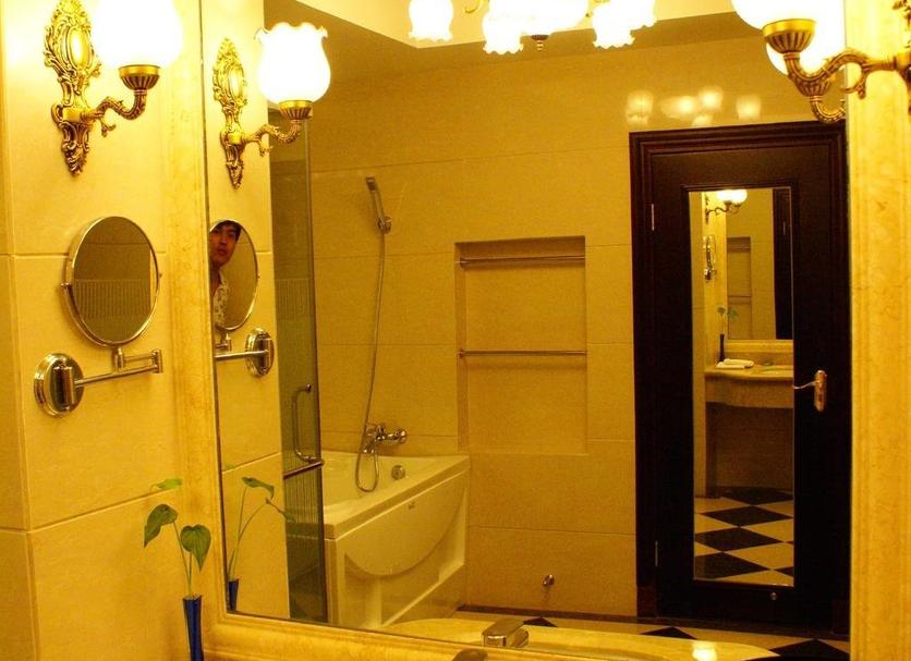 Bathroom Photo