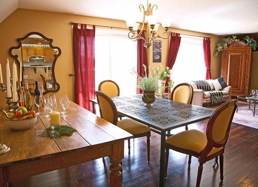 Dining room Photo