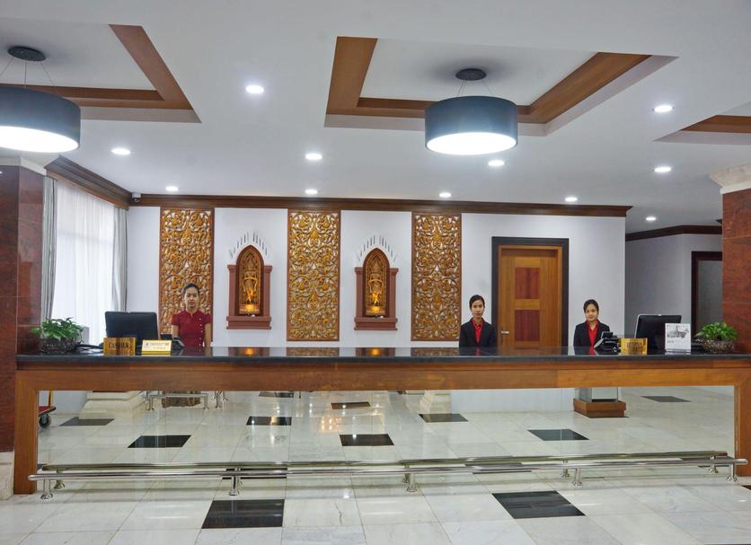 Front desk Photo