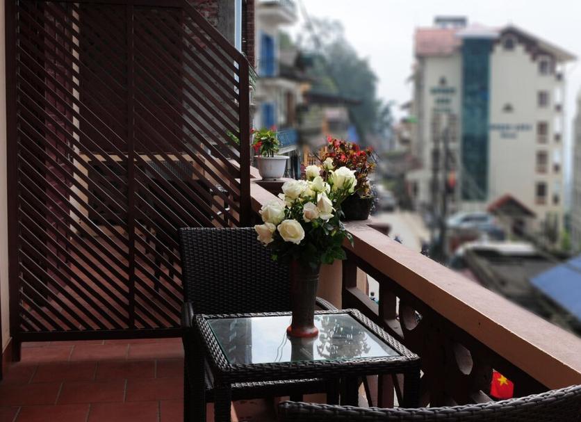 Balcony Photo