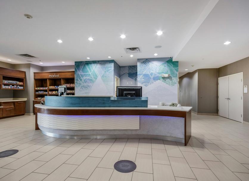 Front desk Photo