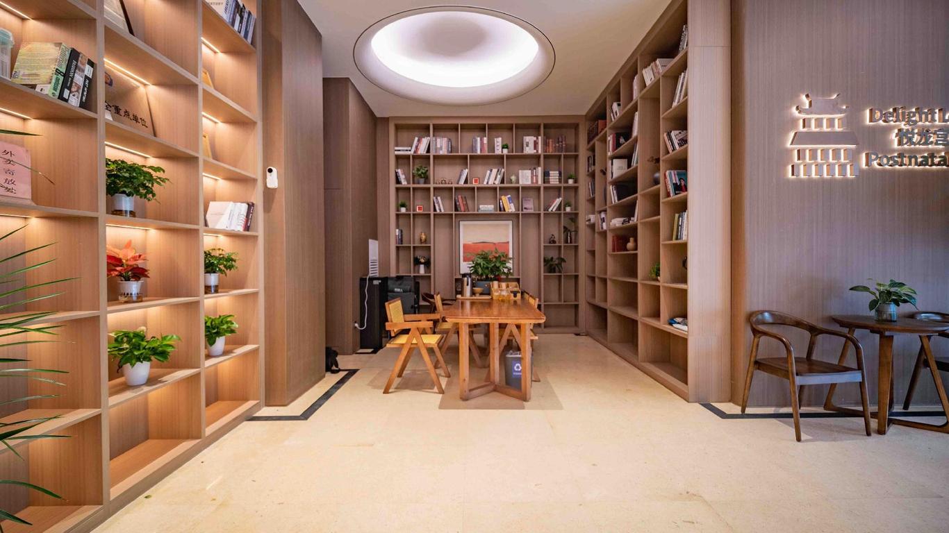 Yizhou Hotel