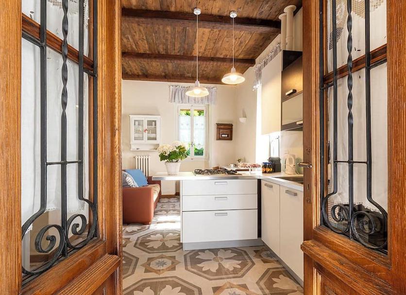 Kitchen Photo