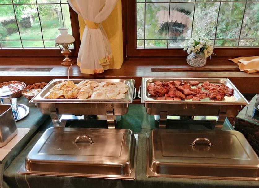 Buffet Photo