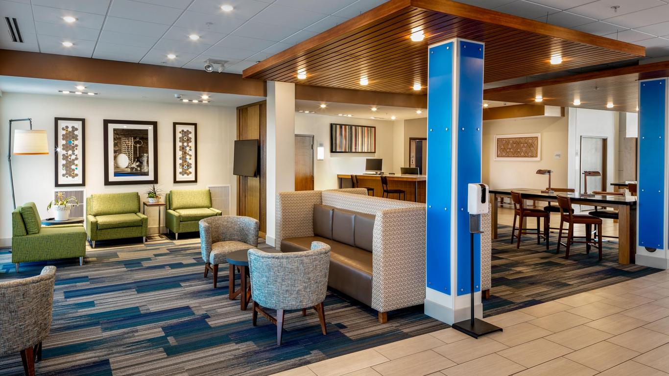 Holiday Inn Express & Suites Bend South