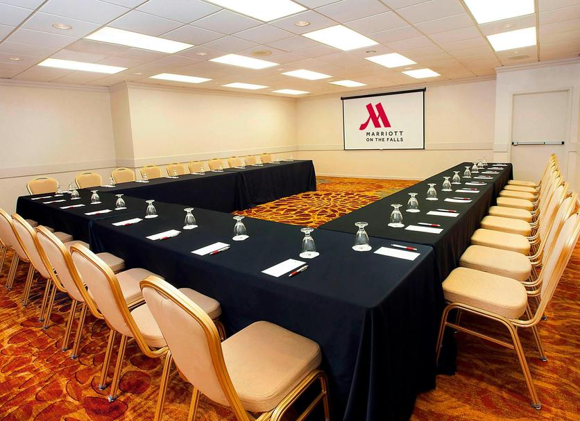 Conference room Photo