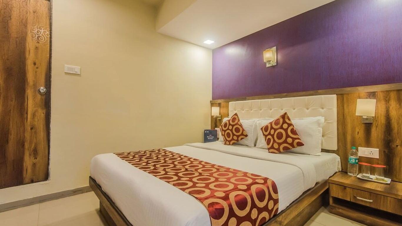 Oyo 9983 Hotel Golden Park