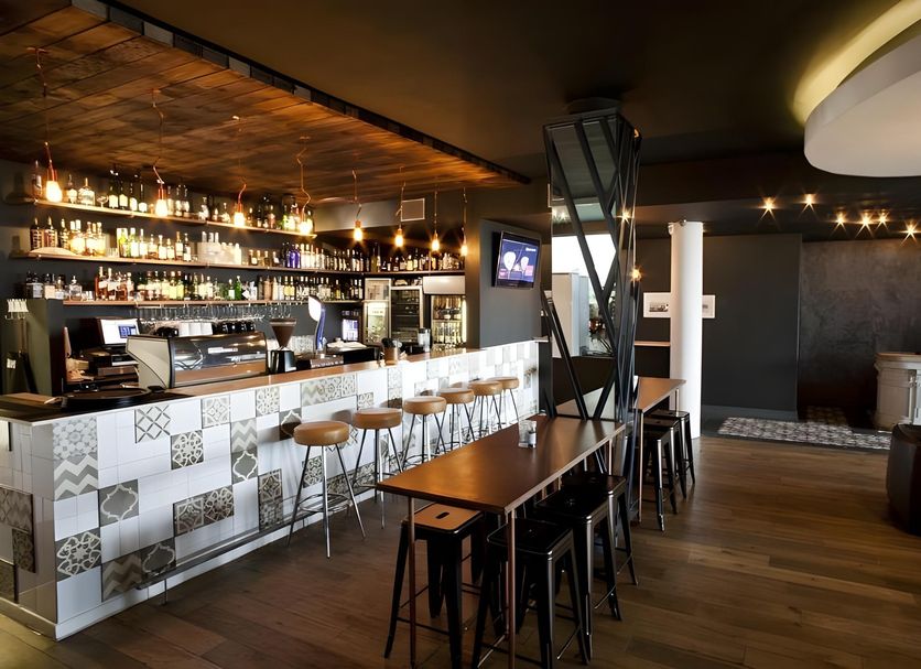 Bar Photo