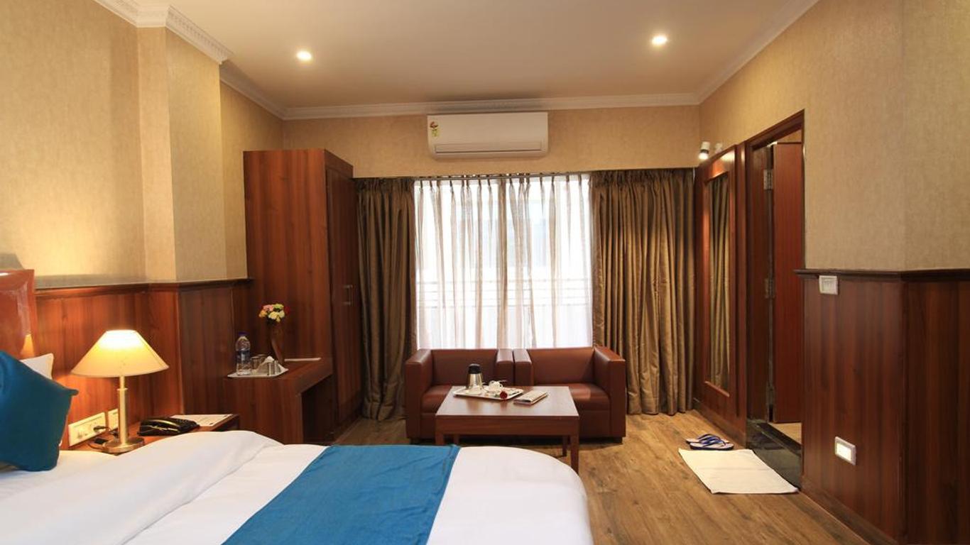 Hotel Empire International - Koramangala