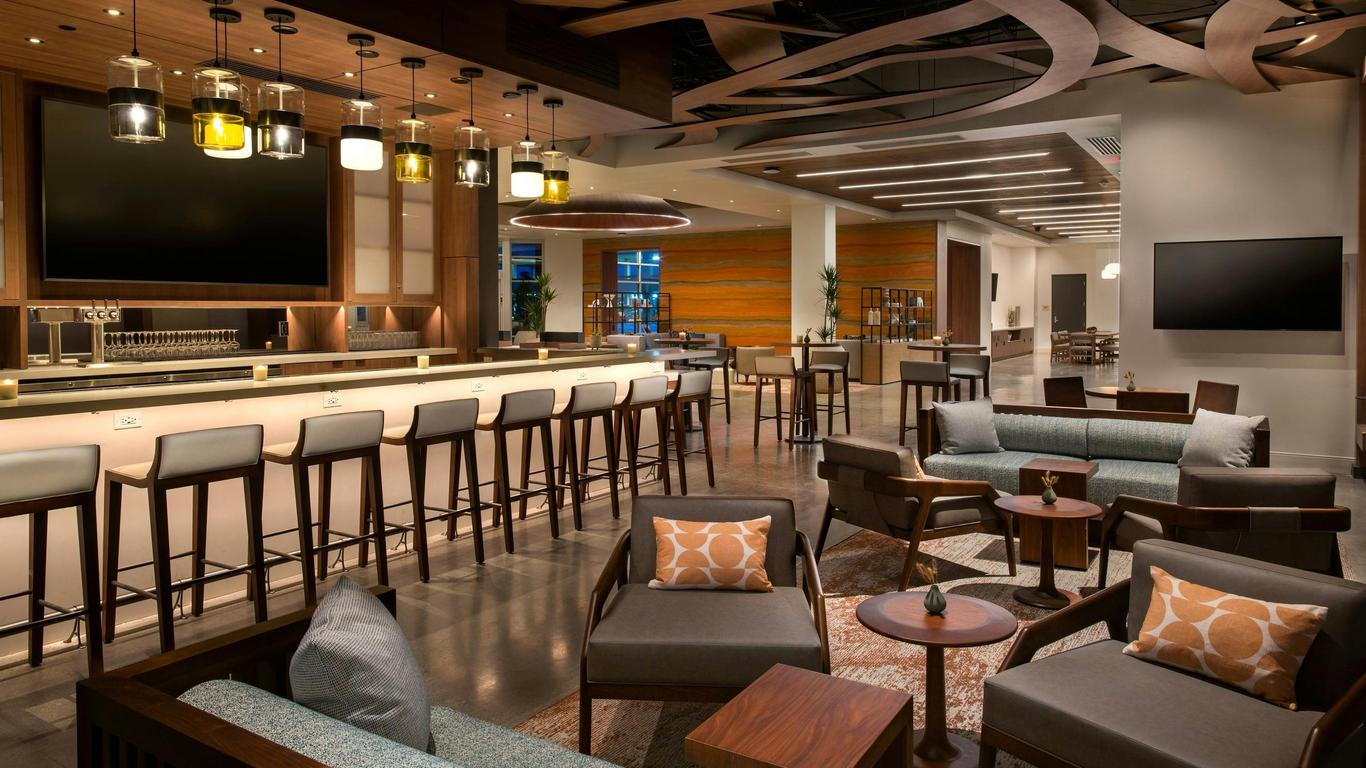 Element Reno Experience District