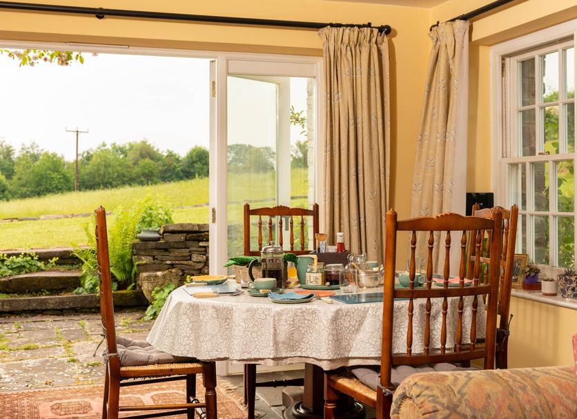 Dining room Photo
