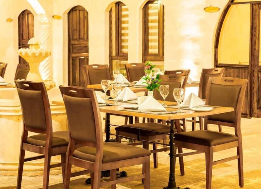 Dining room Photo