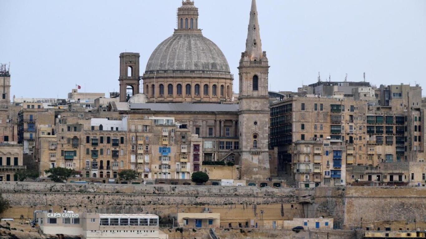 Lh Sliema