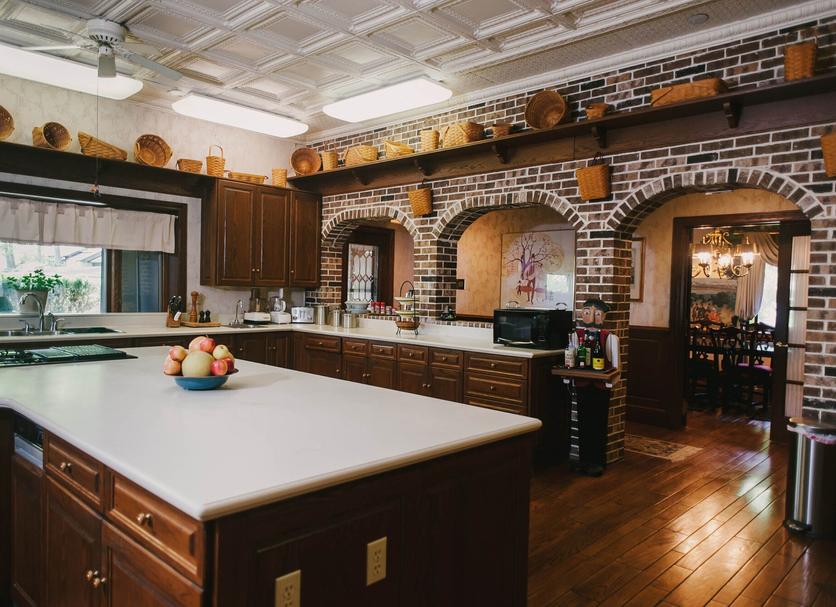 Kitchen Photo