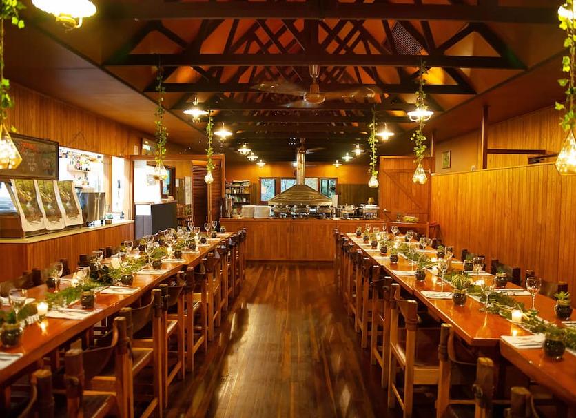 Restaurant Photo
