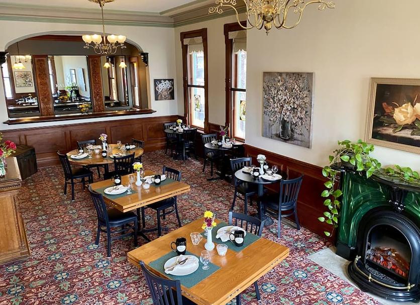 Restaurant Photo