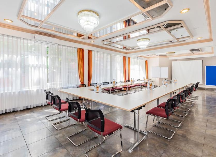 Conference room Photo