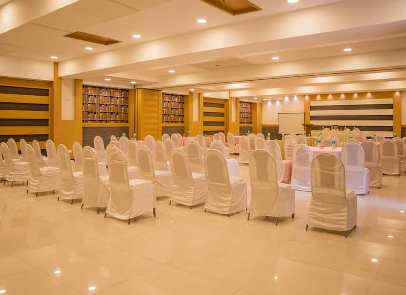 Banquet hall Photo