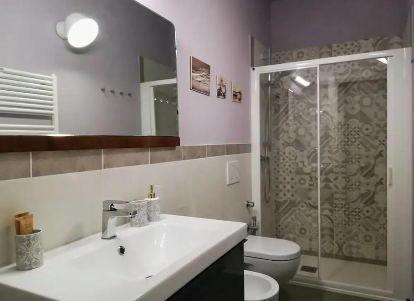Bathroom Photo
