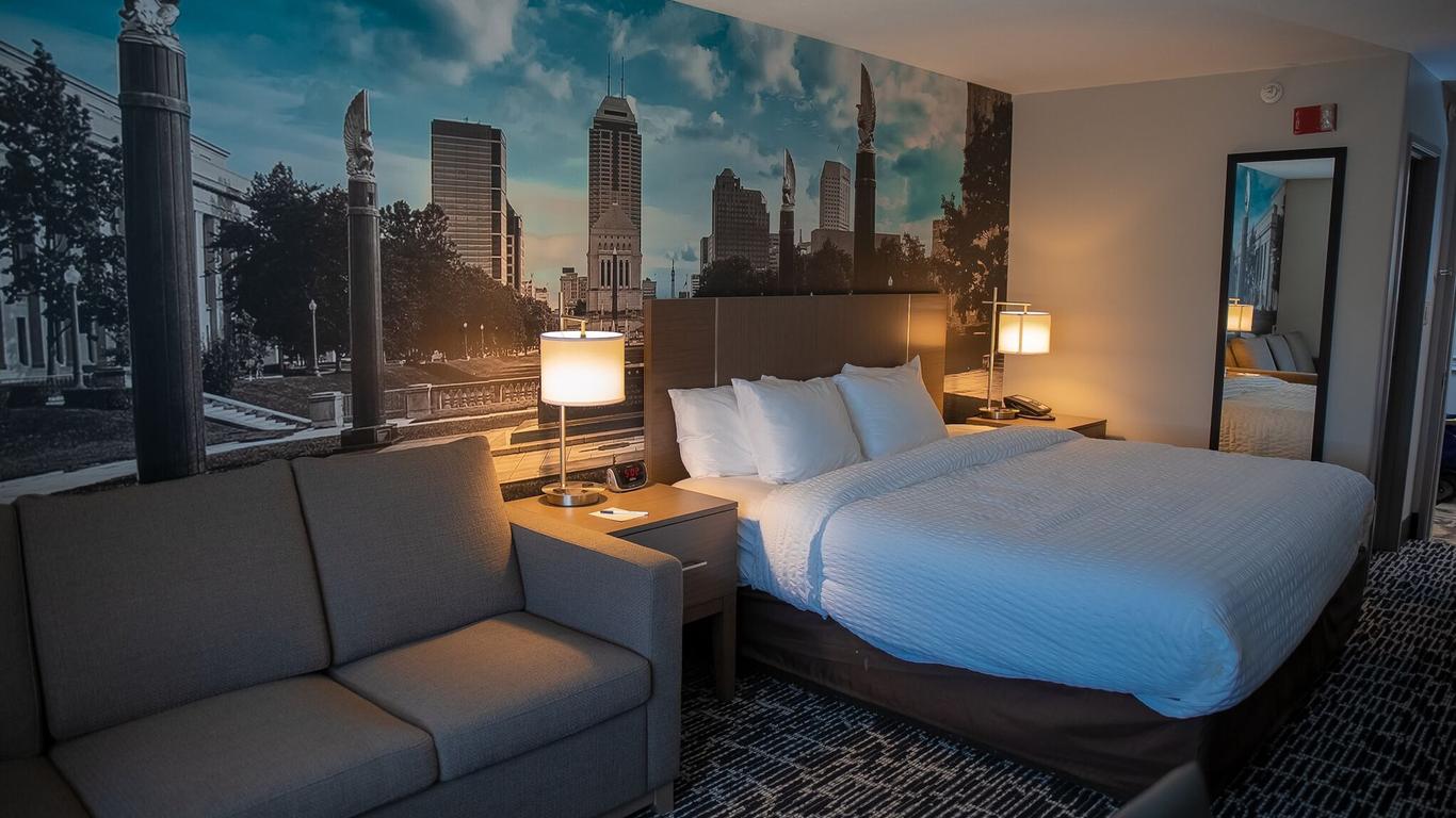 Clarion Pointe Indianapolis Airport