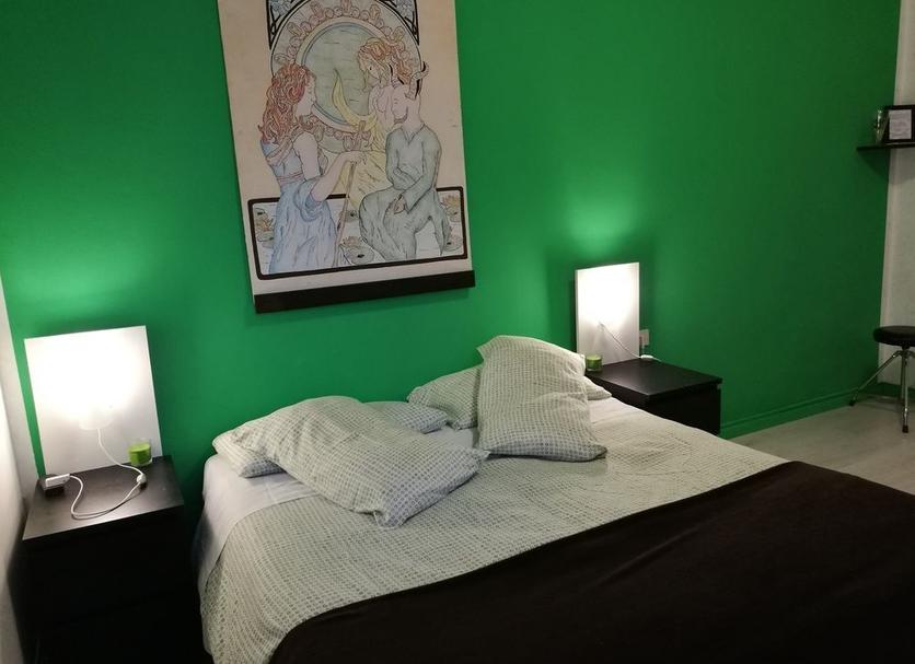Bedroom Photo