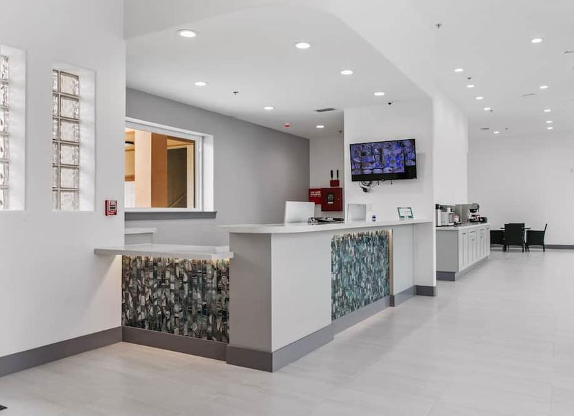 Front desk Photo