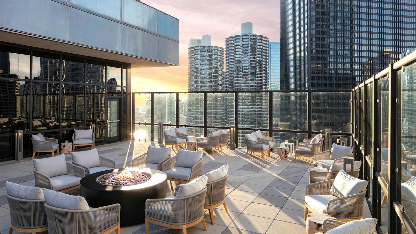 The Royal Sonesta Chicago Downtown from $84. Chicago Hotel Deals & Reviews  - KAYAK