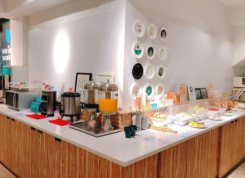 Buffet Photo