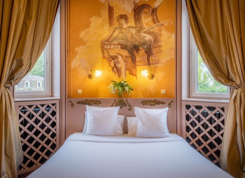 Bedroom Photo