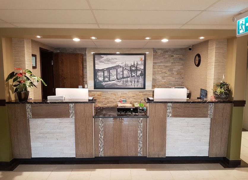 Front desk Photo