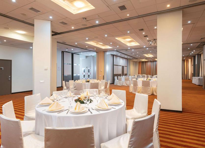 Banquet hall Photo
