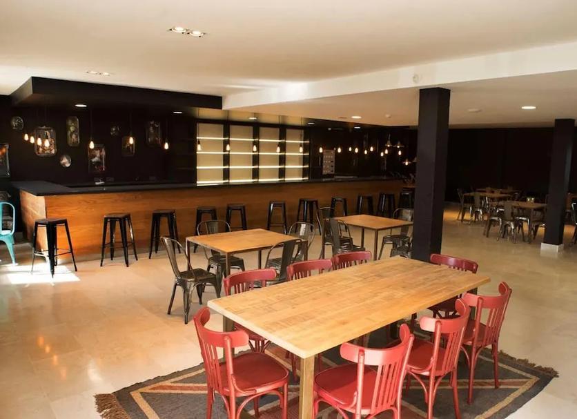 Bar Photo