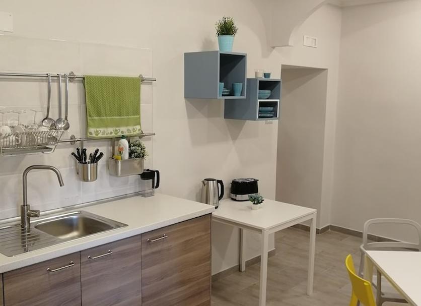 Kitchen Photo