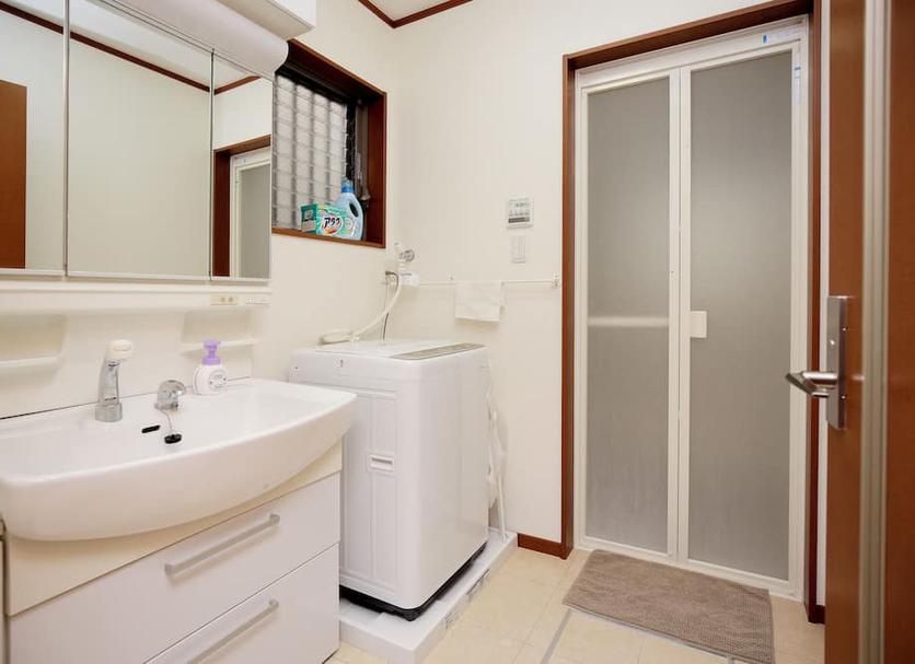 Bathroom Photo