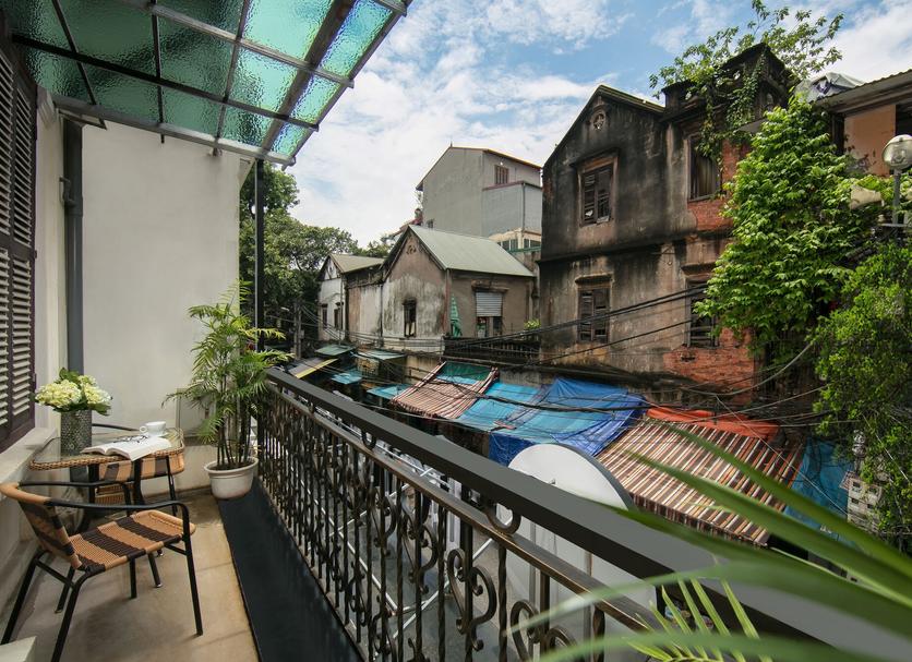 Balcony Photo