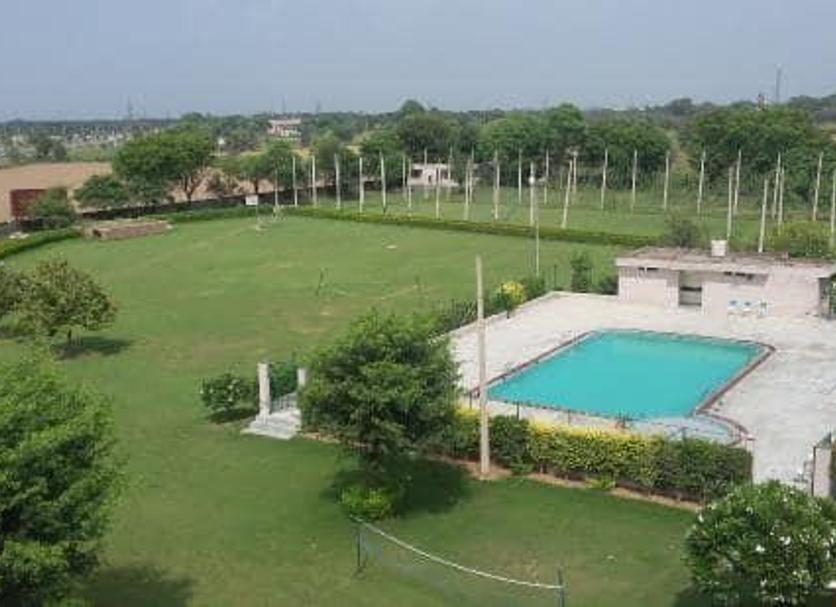 Pool Photo