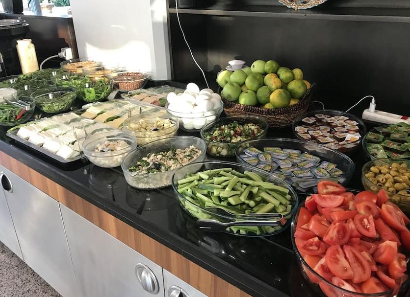 Buffet Photo