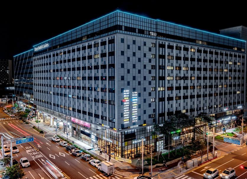 Building Photo