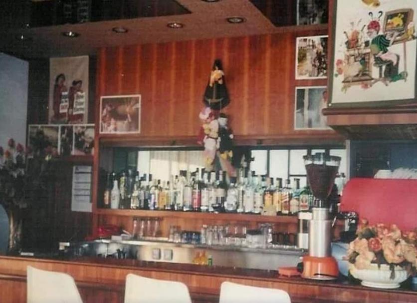 Bar Photo