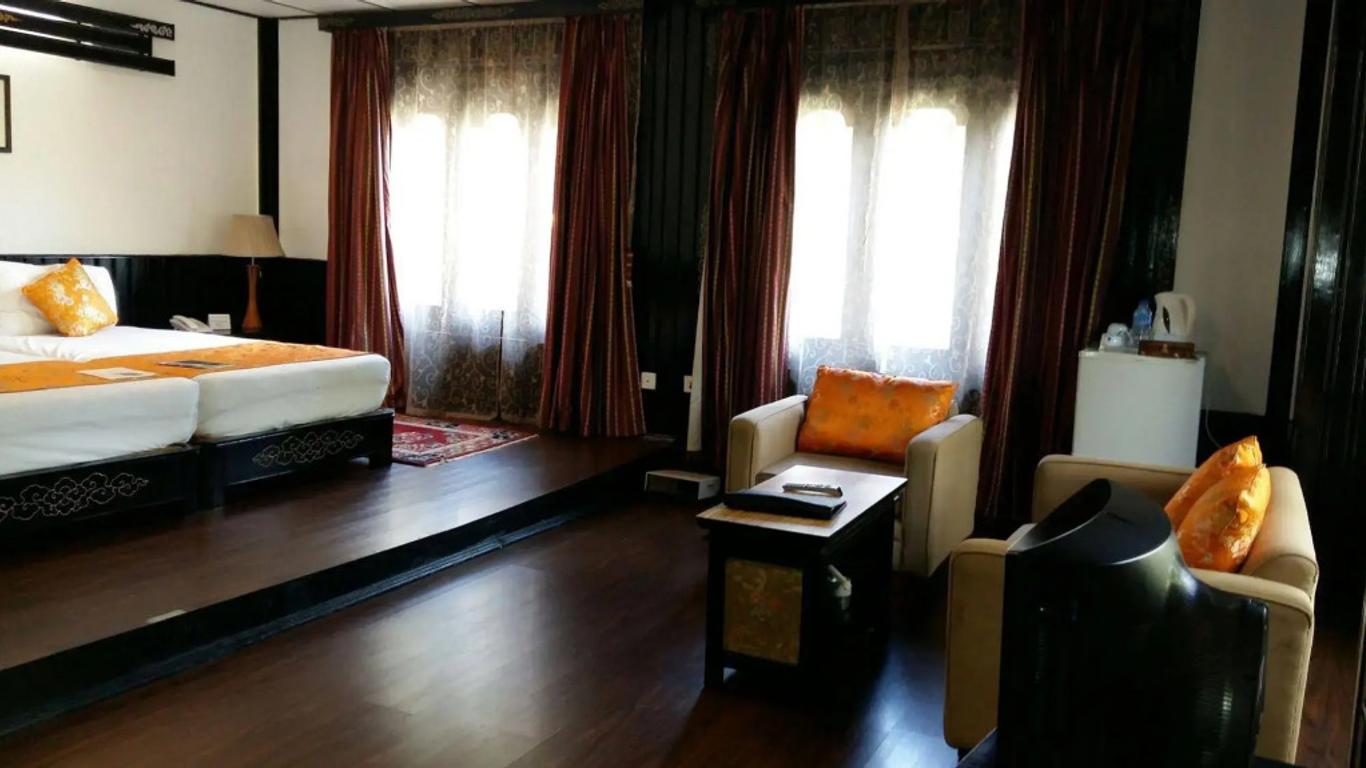 Tashi Namgay Resort