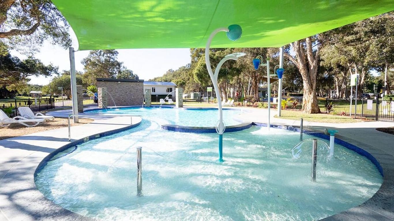 Budgewoi Holiday Park