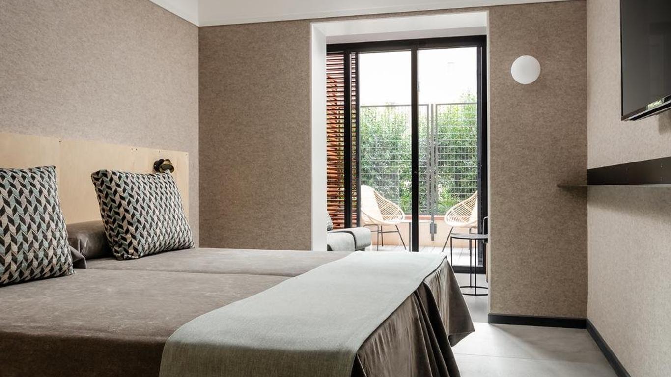 Hotel Raval House