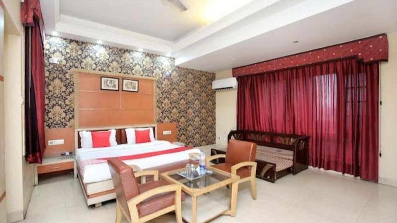 Hotel Aditya Continental