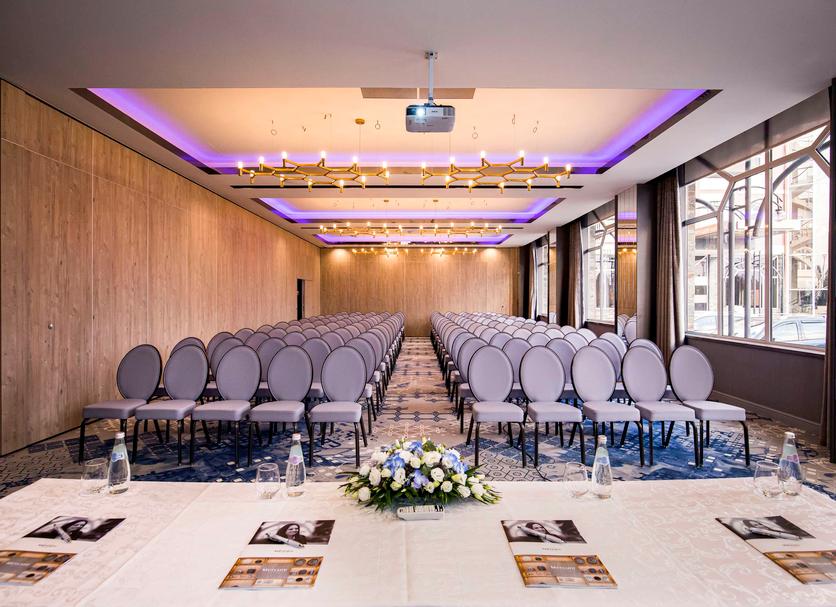 Conference room Photo